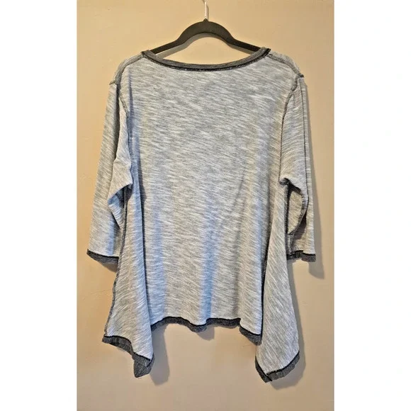 Laura Ashley Shirt Top XL Womens Gray Floral Sleeves Pull On Rhinestones - Picture 3 of 5